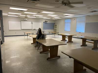 Kissimmee Middle School Classroom Standard in Kissimmee