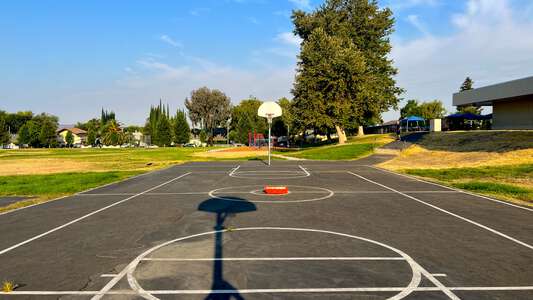 Atherwood Elementary School Outdoor Basketball Courts 2 in Simi Valley