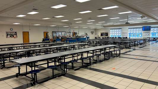 White Oak Elementary School Cafeteria in Sugar Hill