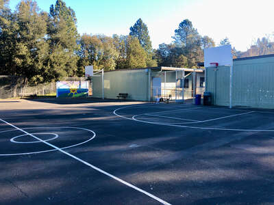 San Lorenzo Valley Charter School Basketball Courts - Quail Hollow in Ben Lomond