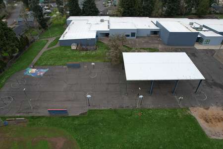 Ridgeview Elementary School Blacktop / Basketball Courts in Springfield