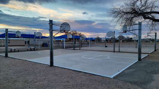 Albuquerque Outdoor Basketball Courts
