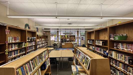 Chapman Elementary School Library in Chico 4