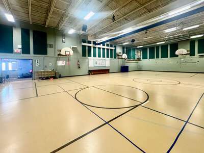 Four Corners Elementary School Gym in Salem