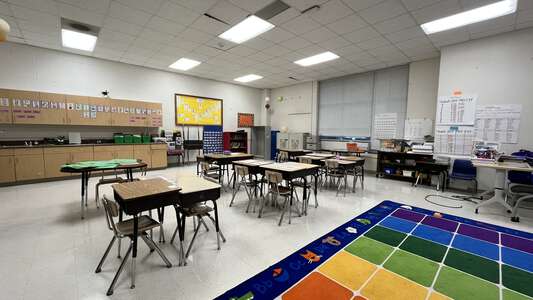 Y.E. Smith Elementary Museum School Classroom Standard in Durham 2
