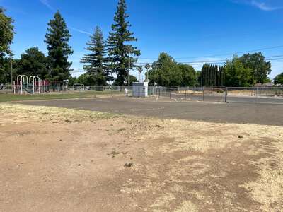 Del Paso Heights Elementary School in Sacramento California Slideshow Image 5