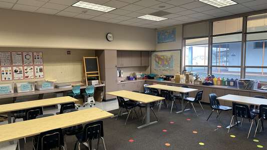 Live Oak Elementary School Classroom Standard in Santa Cruz