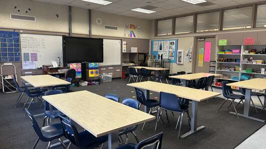 Live Oak Elementary School Classroom Standard in Santa Cruz