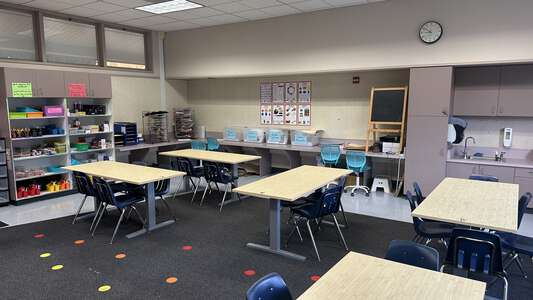 Live Oak Elementary School Classroom Standard in Santa Cruz