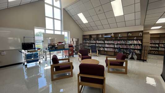 Black Elementary School Library in Houston 2