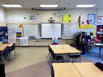 Belmont Runyon Elementary School Classroom Standard in Newark