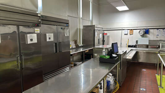 Henderson - Charles R Henderson Elementary School Cafeteria 111/113 in Chicago 3