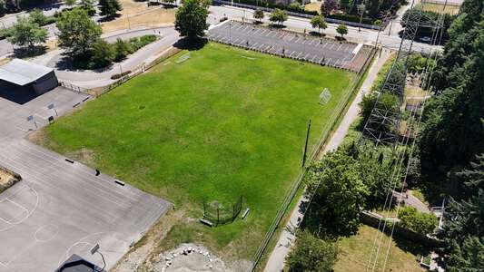 Benjamin Franklin Elementary School Field - Practice in Kirkland 3
