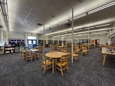 Independence Middle School Library in Virginia Beach