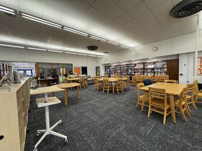 Independence Middle School Library in Virginia Beach