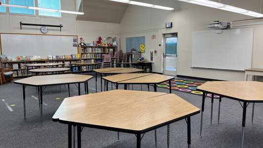 Adams Elementary School Library in Eugene
