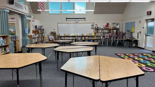 Adams Elementary School Library in Eugene