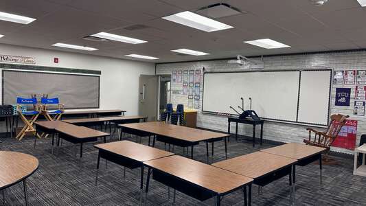 Harold Ambuehl Elementary School Classroom Standard in San Juan Capistrano