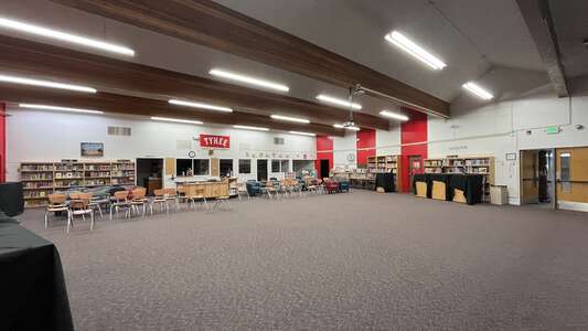 Tyhee Elementary School Media Center in Chubbuck 2