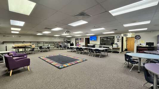 Harris Elementary School Library in Duluth