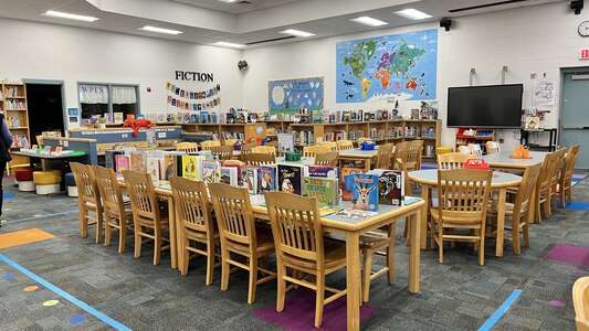 Pembroke Elementary School Media Center in Virginia Beach