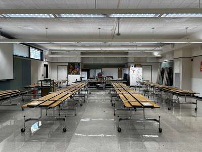 Edgewood Elementary School Cafeteria in Eugene