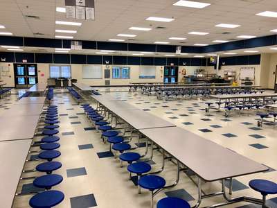 Mulberry Middle School Cafeteria in Mulberry 3