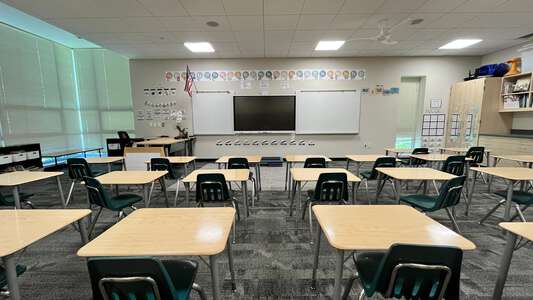 Rachel Carson Elementary School Classroom Standard in Sammamish