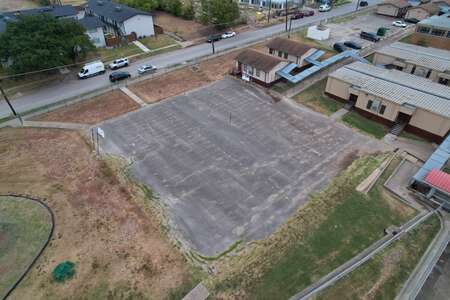 James Bowie Elementary School Outdoor Basketball Courts in Dallas