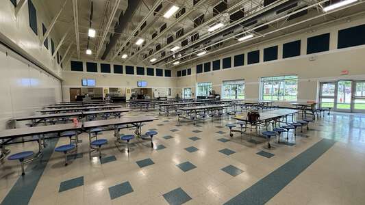 Montclaire Elementary School Cafeteria in Charlotte 4