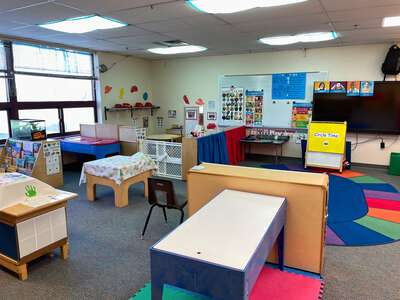 Dos Rios Elementary School Classroom Standard in Grand Junction