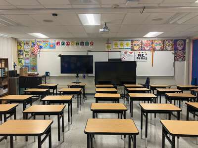 Ahwahnee Middle School Classroom Standard in Fresno