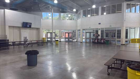 Cathedral City High School Commons in Cathedral City 3