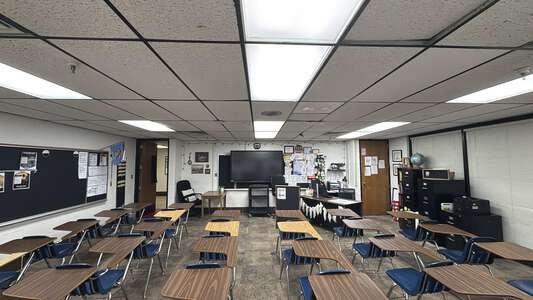 Brink Junior High School Classroom Standard in Moore 2
