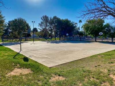 Neely Traditional Academy Outdoor Basketball Courts in Gilbert