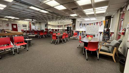 Hemet High School Library in Hemet 2