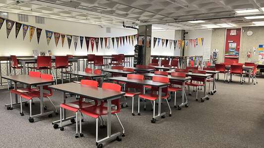 Hemet High School Library in Hemet 1