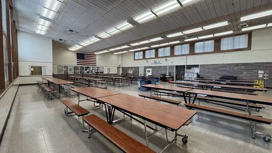 John Muir Middle School Cafeteria in Burbank 3
