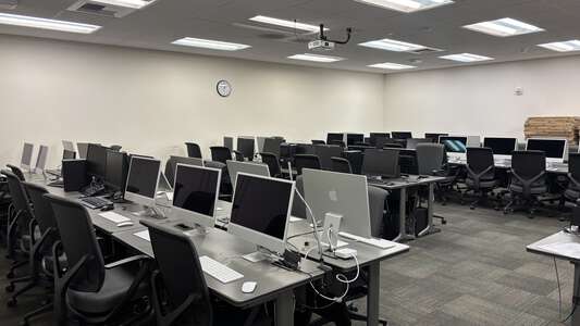 Merritt College Learning Center Computer Labs in Oakland 5