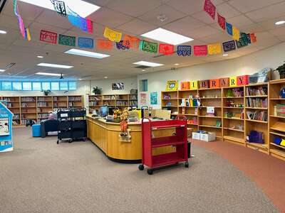 Felix G. Botello Elementary School Library in Dallas