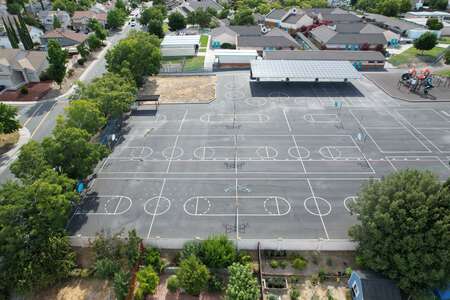 Jack London Elementary School Outdoor Basketball Courts in Antioch