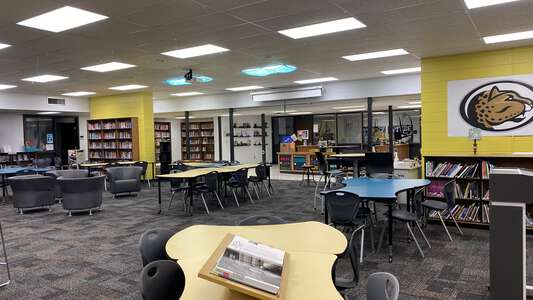 Lincoln Junior High School Library in Bentonville