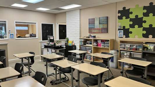 Oak Bridge Academy Classroom Standard in Chico