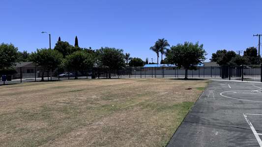 Los Cerritos Elementary School Field - Practice in Paramount