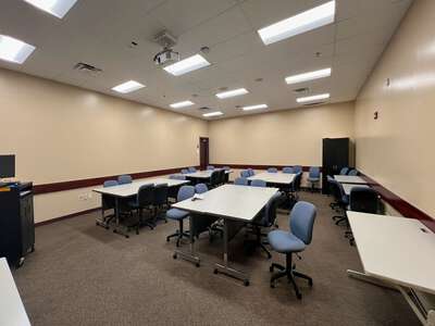 ISC - Instructional Service Center Room 130 - Medium Room in Tampa