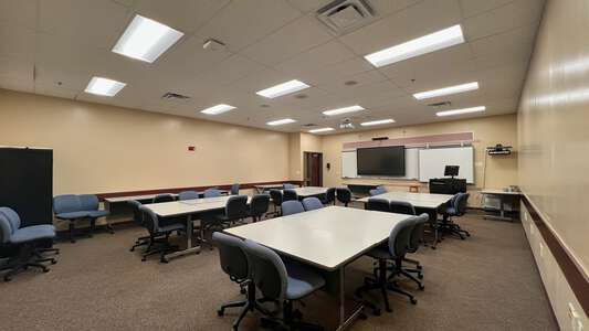 ISC - Instructional Service Center Room 130 - Medium Room in Tampa
