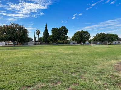 Norseman Elementary School Field - Practice in Fresno