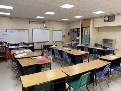 Sterling Middle School Classroom Standard in Peoria