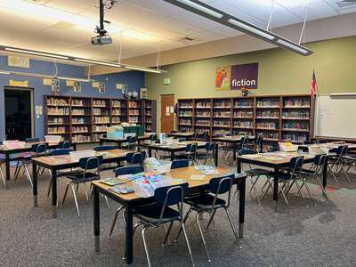South Pines Elementary School Library in Spokane Valley