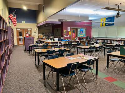 South Pines Elementary School Library in Spokane Valley
